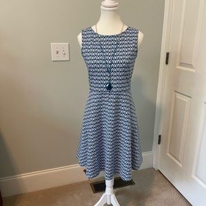 Talbots Sleeveless Fit and Flare Dress 4P with Pendant